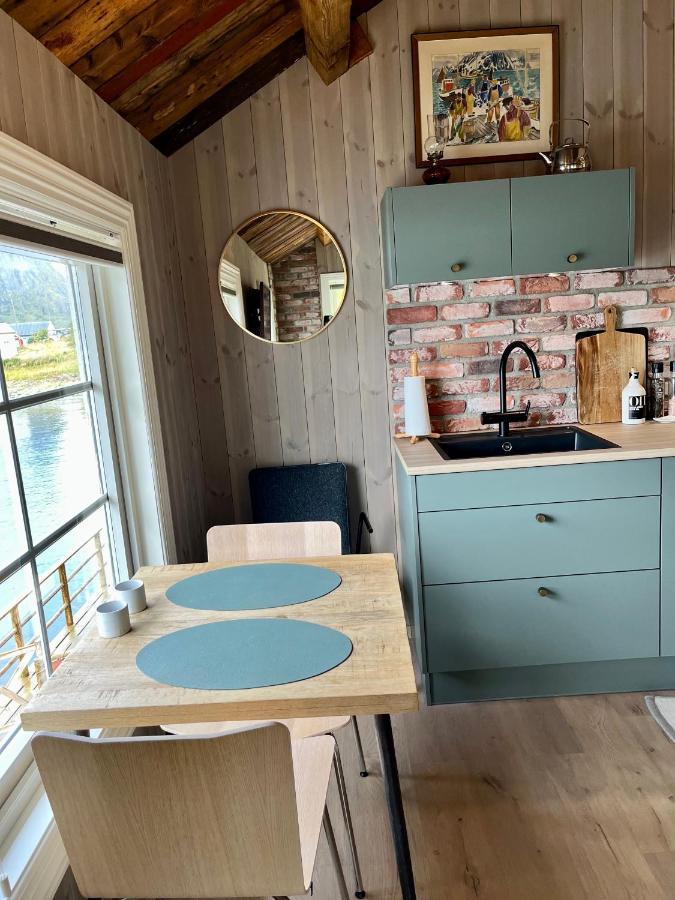 Lofoten Suite Apartments - Rostad Retro Rorbuer Reine Dış mekan fotoğraf