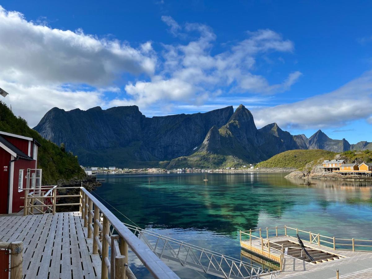 Lofoten Suite Apartments - Rostad Retro Rorbuer Reine Dış mekan fotoğraf