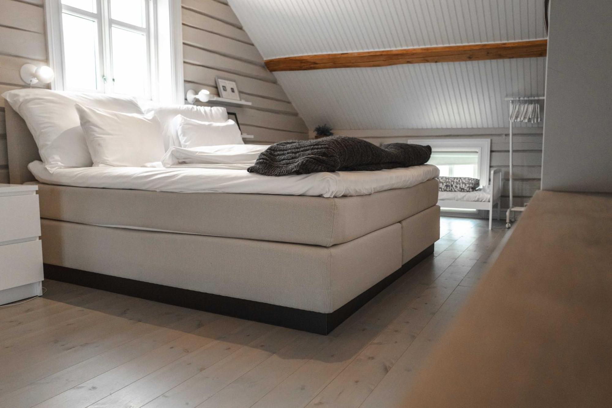 Lofoten Suite Apartments - Rostad Retro Rorbuer Reine Dış mekan fotoğraf